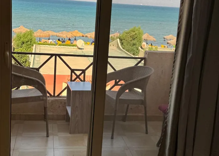 Chalet La Sirena For Families Only